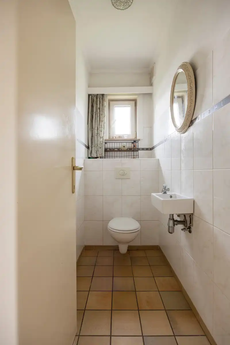GELIJKVLOERSE WONING MET 3 SLK op 17A89CA NABIJ CENTRUM BILZEN. foto 26
