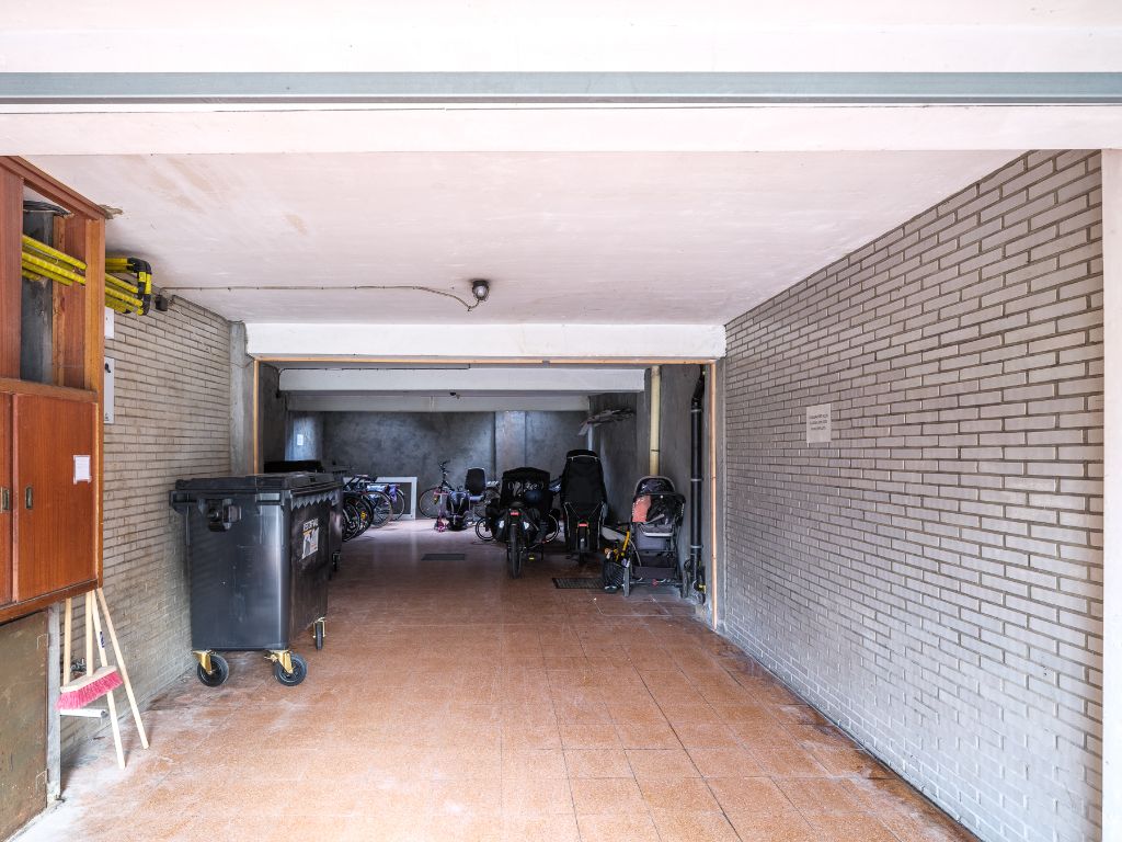 Instapklaar en lichtrijk 3-slpk appartement met ruim terras aan de achterzijde foto 17