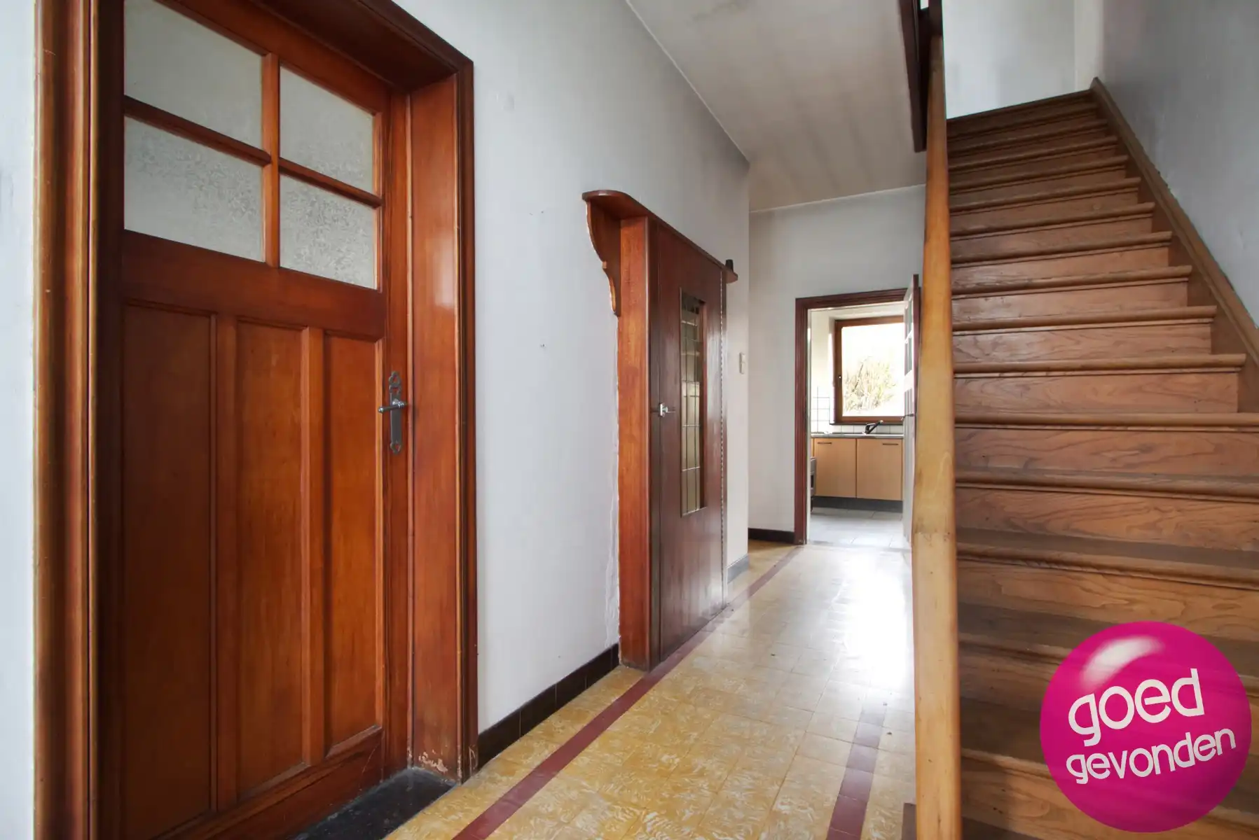 TE RENOVEREN WONING - 3 RUIME SLK - TERRAS - TUIN - PARKING foto 11