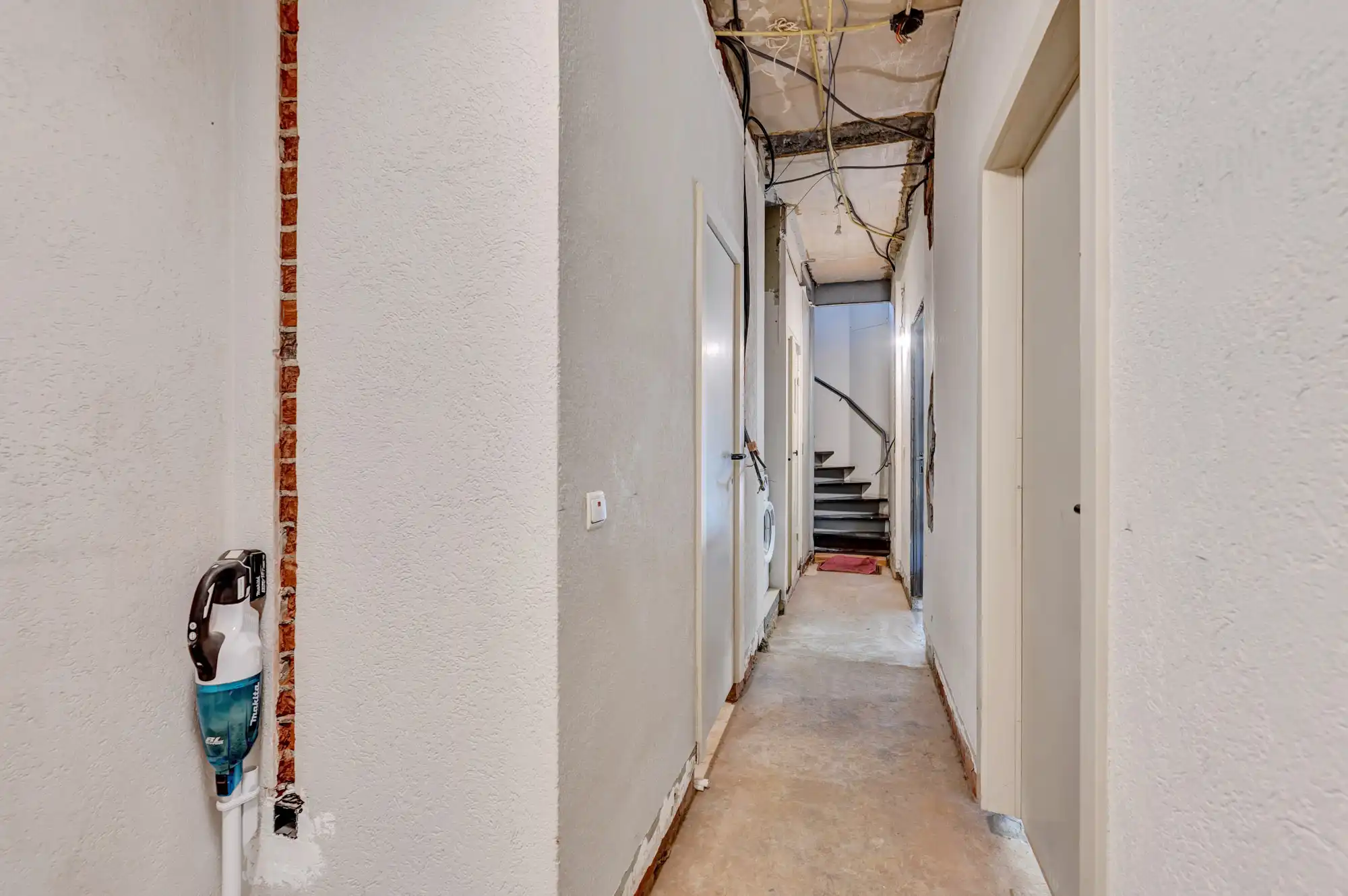 Ruime woning met garage, atelier nabij centrum foto 19