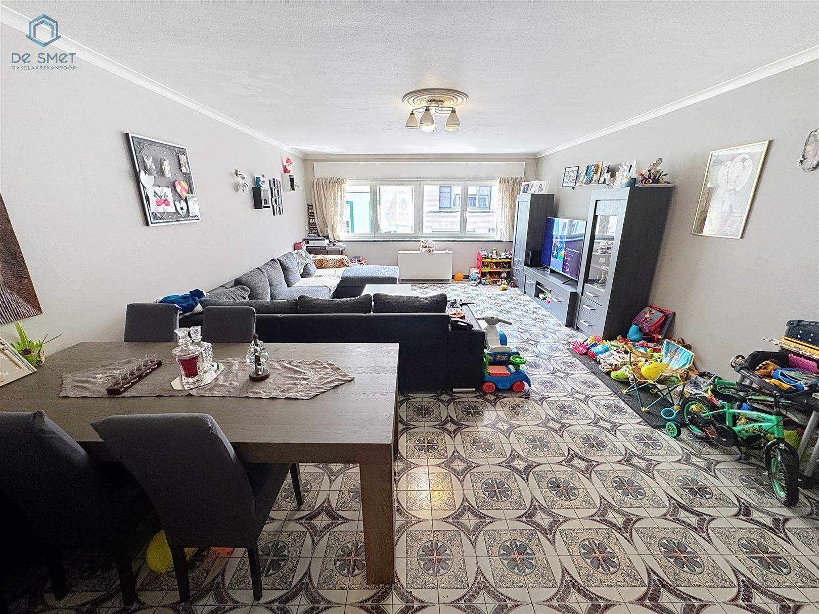 Prachtig Appartement op de eerste verdieping gelegen op Toplocatie in Geraardsbergen! foto 2