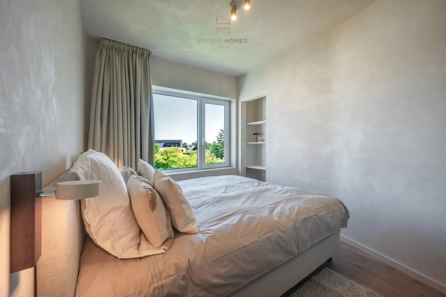 Prachtig gerenoveerd appartement vlak bij het Astridplein in Duinbergen foto 24
