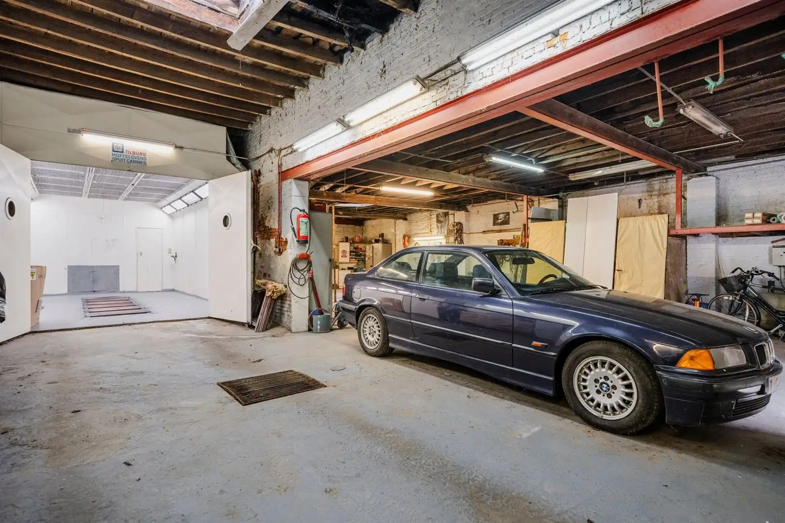 Functionele werkplaats/garage met uitstekende bereikbaarheid  foto 9