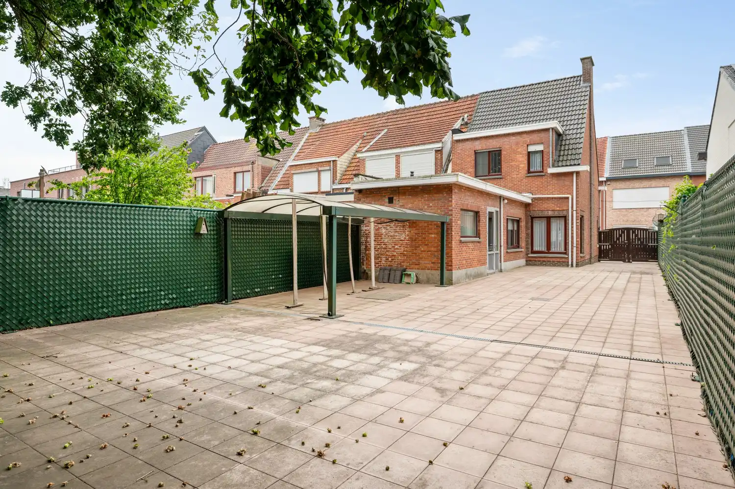 Te renoveren halfopen bebouwing op gunstige locatie in Brasschaat foto 2