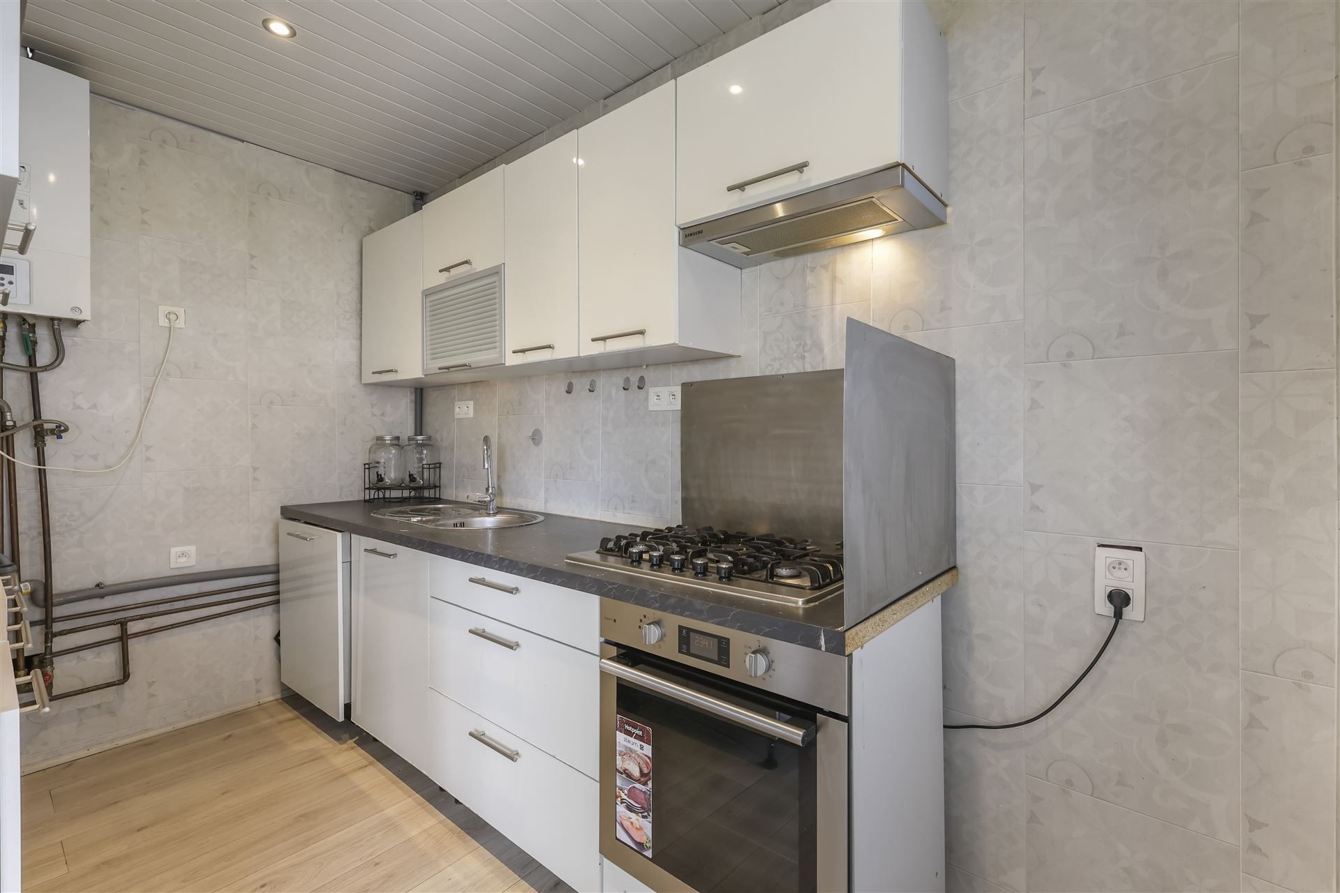 ZONNIG / LAGE ALGEMENE KOSTEN  foto 7