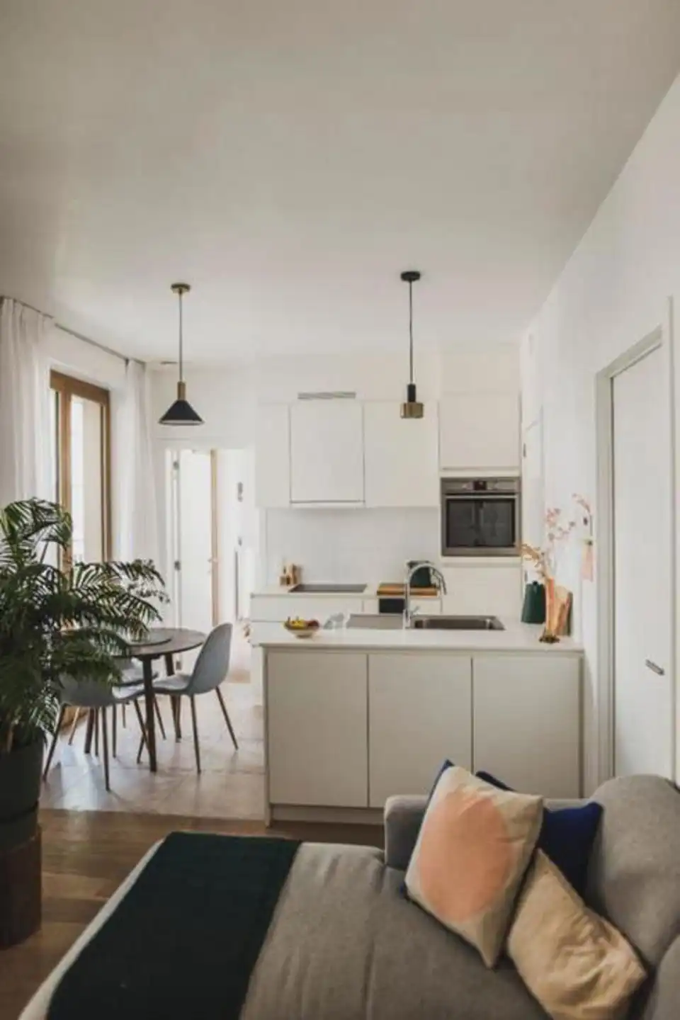 ANTWERPEN - Eénslaapkamer in recent gebouw met royaal terras foto 4