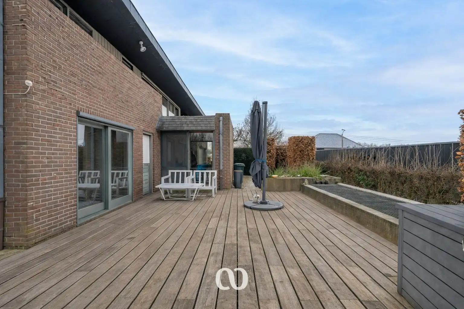 Bijzondere architectenwoning in groene en rustige omgeving foto 16