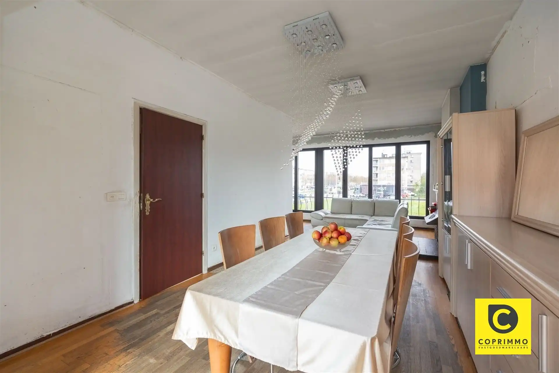Woning met ruime zuidgerichte tuin foto 9