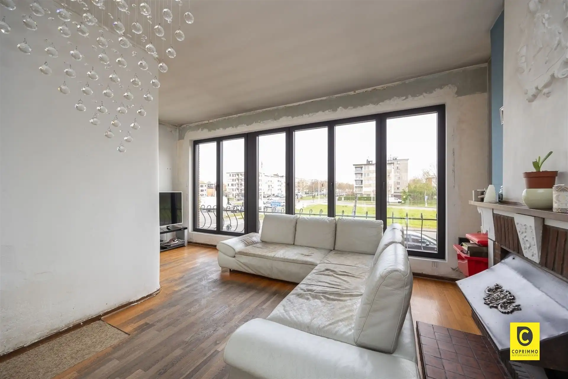Woning met ruime zuidgerichte tuin foto 9