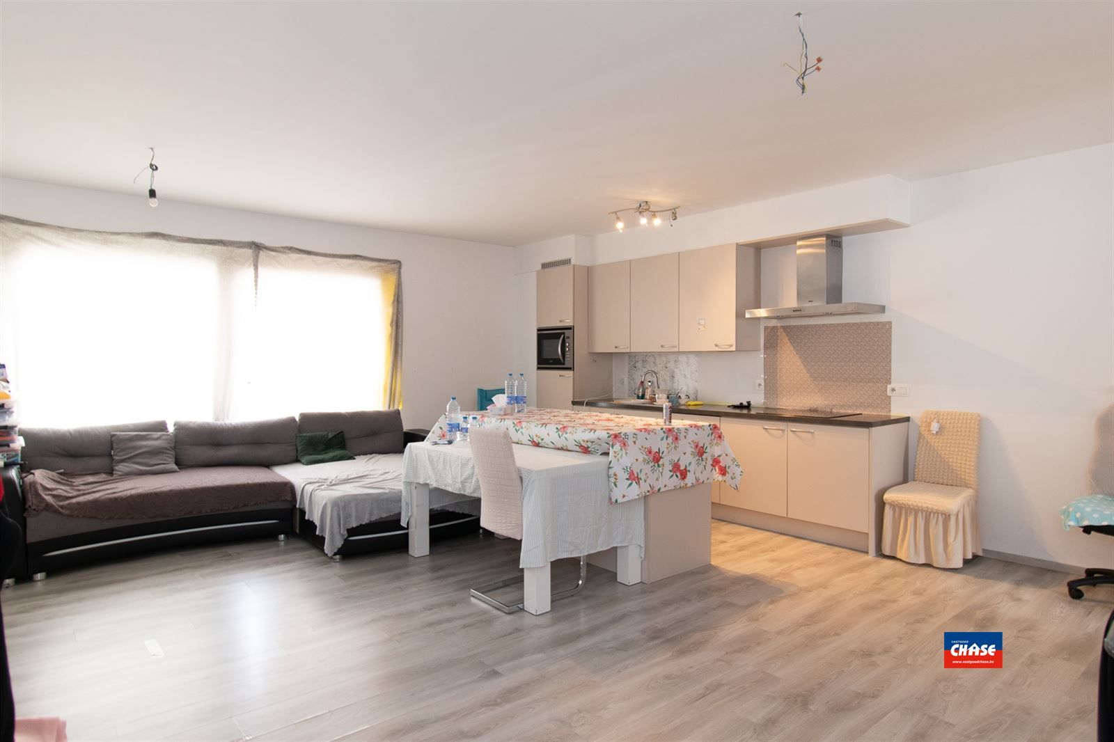 Appartement met 1 slaapkamer, terrasje + P foto 2