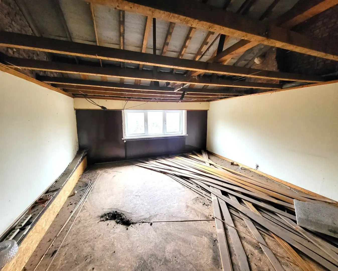 Te renoveren (handels-)woning. foto 13