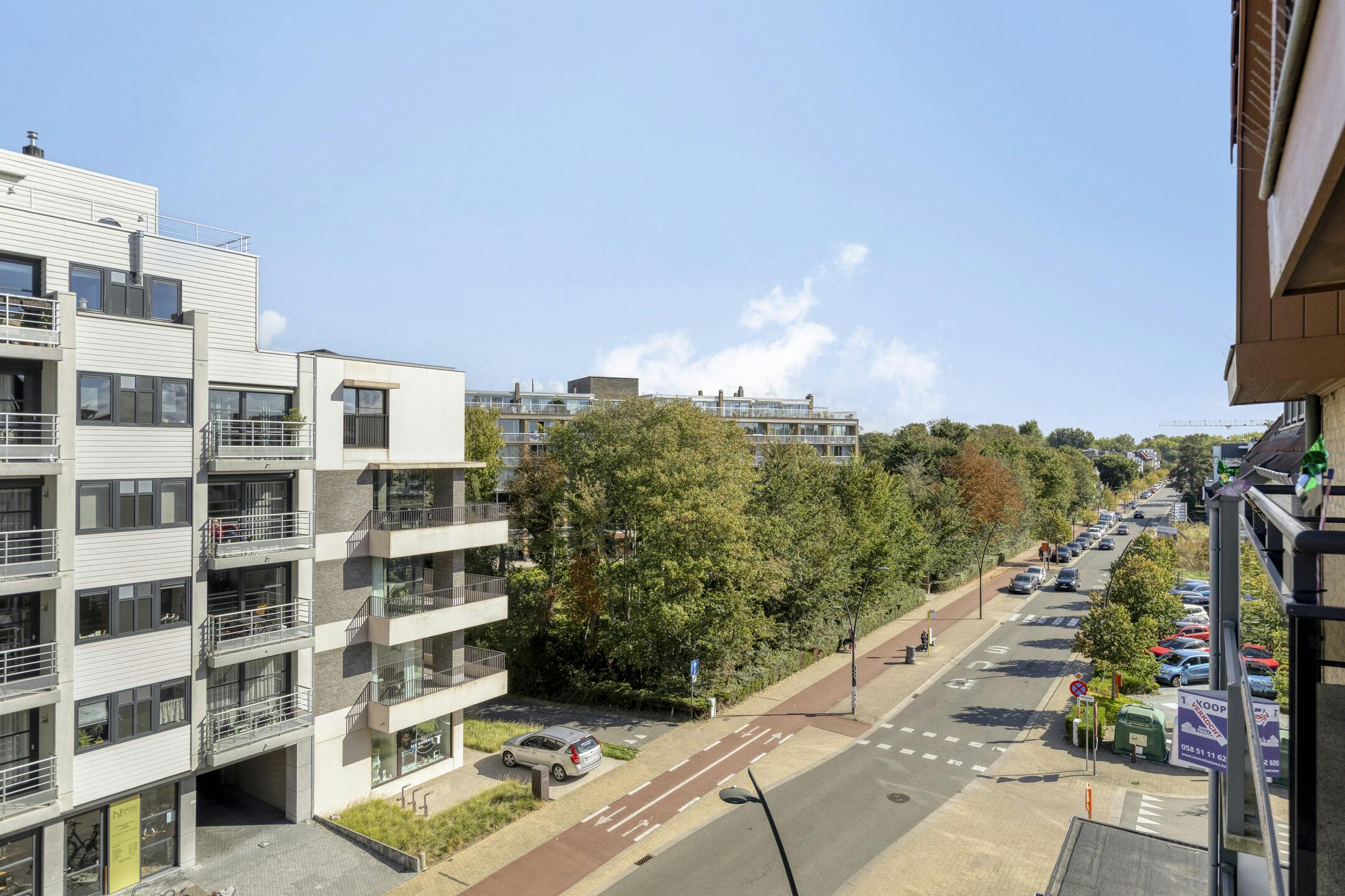 Instapklare duplex met 2 slaapkamers in het hartje van Koksijde-Bad foto 8