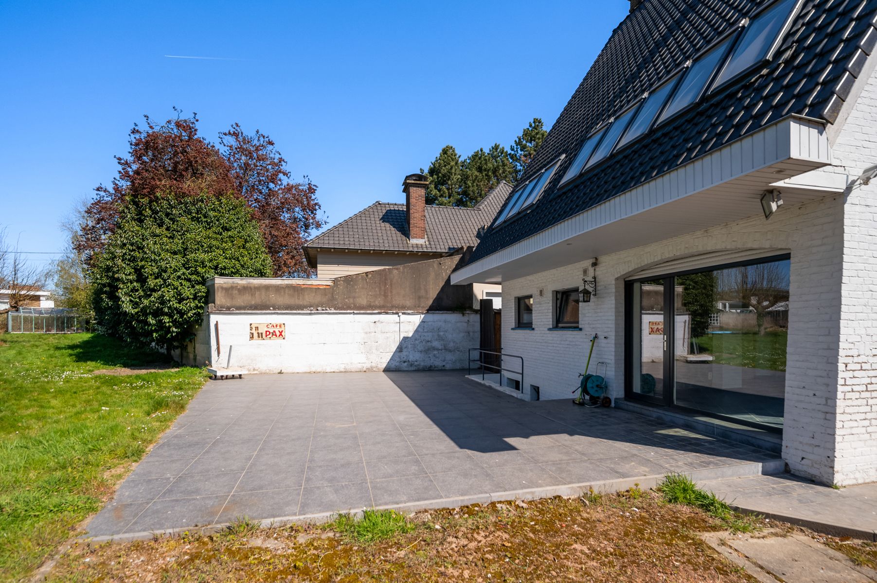 Gerenoveerde, karaktervolle villa met bouwgrond foto 28