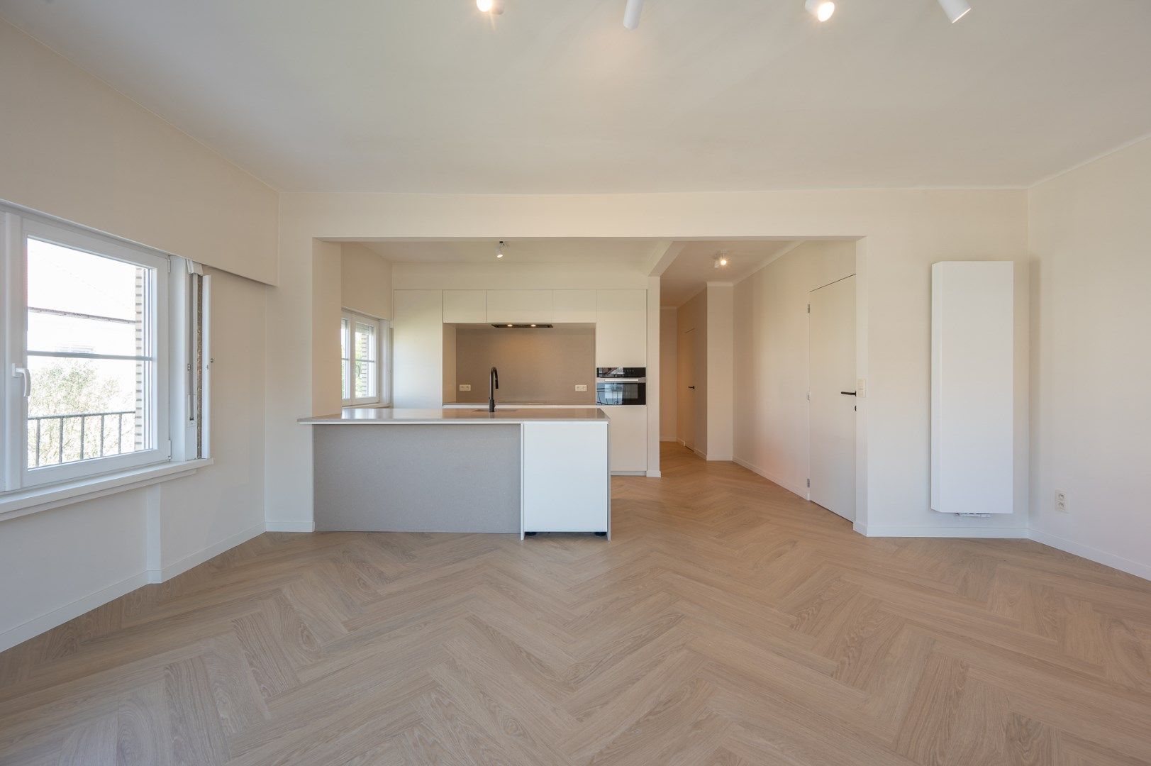Fraai gerenoveerd appartement in residentieel Duinbergen foto 19