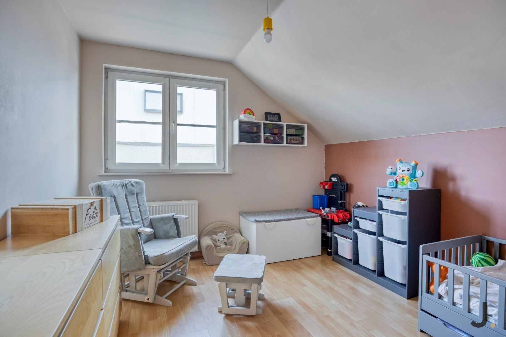 Moderne, energiezuinige halfopen gezinswoning in Rekkem foto 19
