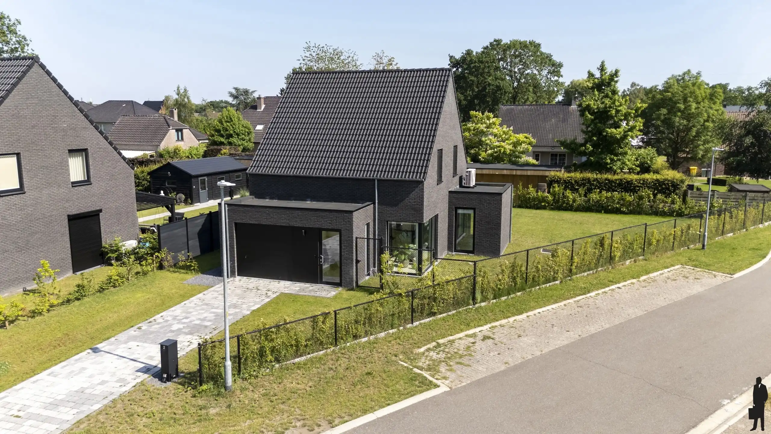 Open bebouwing - recent, hoogwaardig afgewerkt - geen BTW foto {{pictureIndex}}