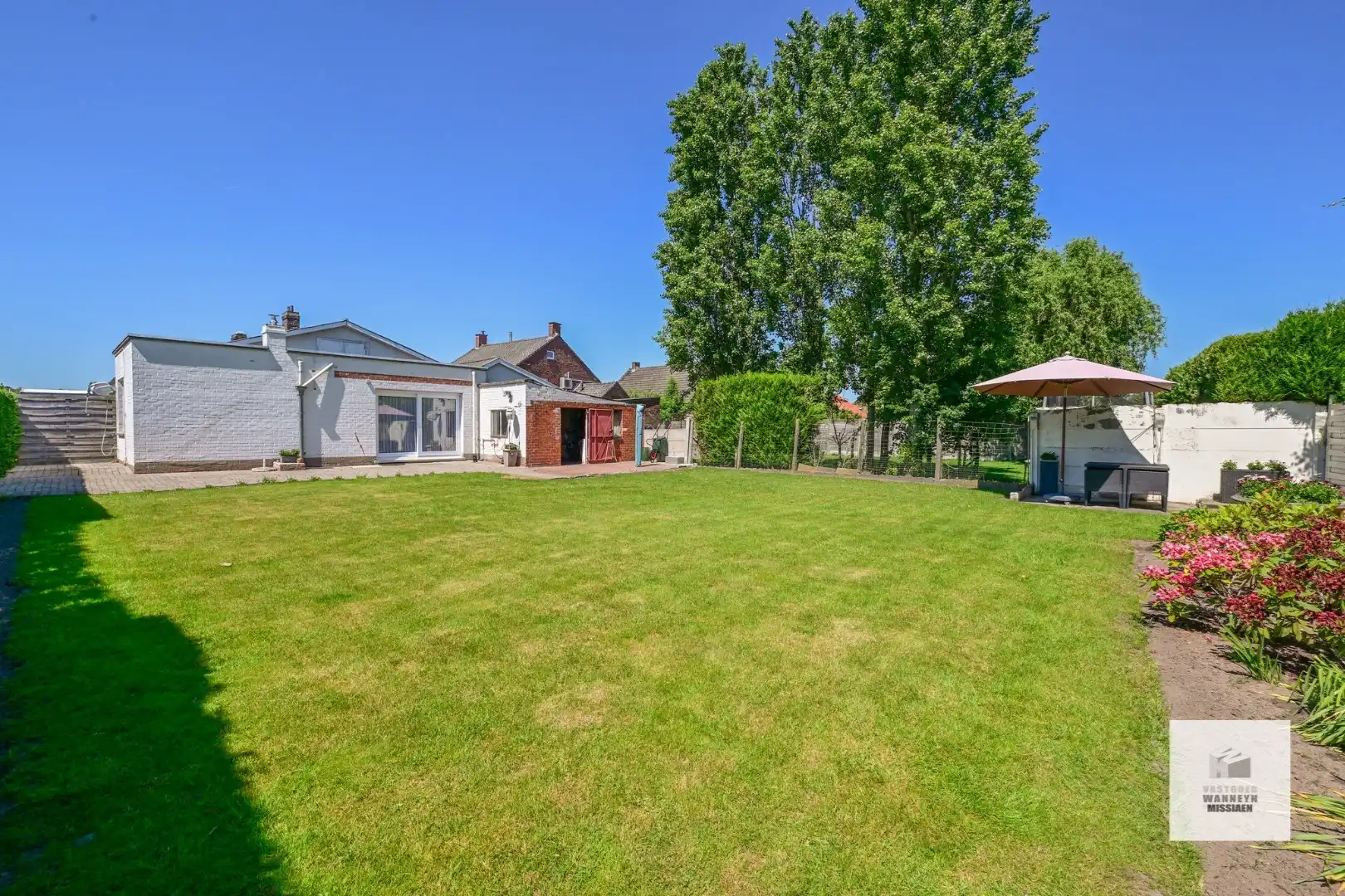 Ruime handelswoning met voormalige kapperszaak op 781m2 te Wildenburg foto 27