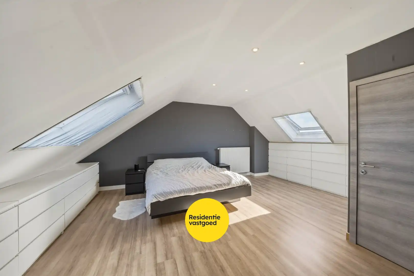 Verrassend ruime gezinswoning met zonnige tuin in Oudenburg foto 20