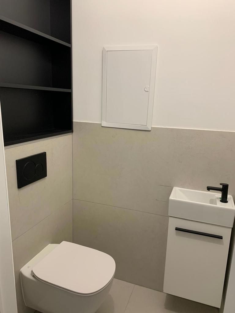 Volledig gerenoveerd en instapklaar 2 slaapkamer appartement foto 21