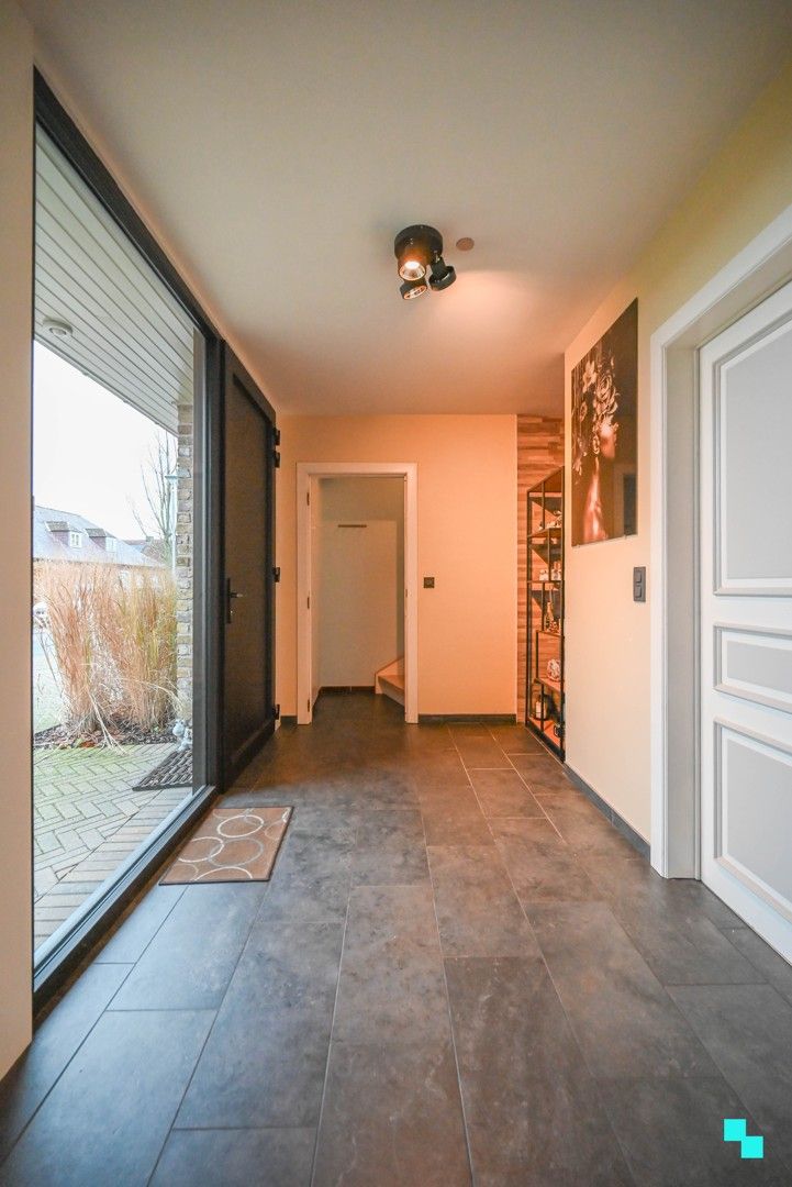 Instapklare, ruime villa in Oostrozebeke foto 8