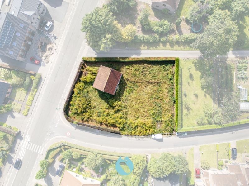 Bouwgrond van 1.322m² - vergunning voor 3 woningen aanwezig foto 4