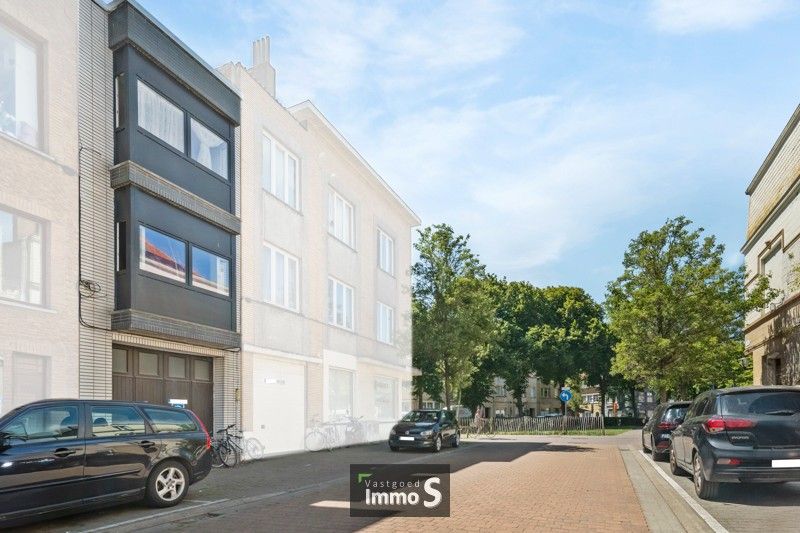 Opbrengsteigendom met 2 entiteiten en garage te Oostende foto 19