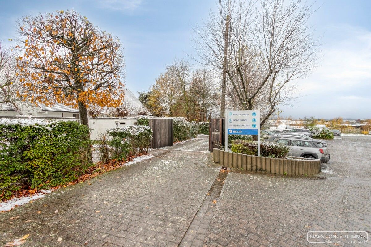 Te renoveren of af te breken woning te koop in Waregem foto 4