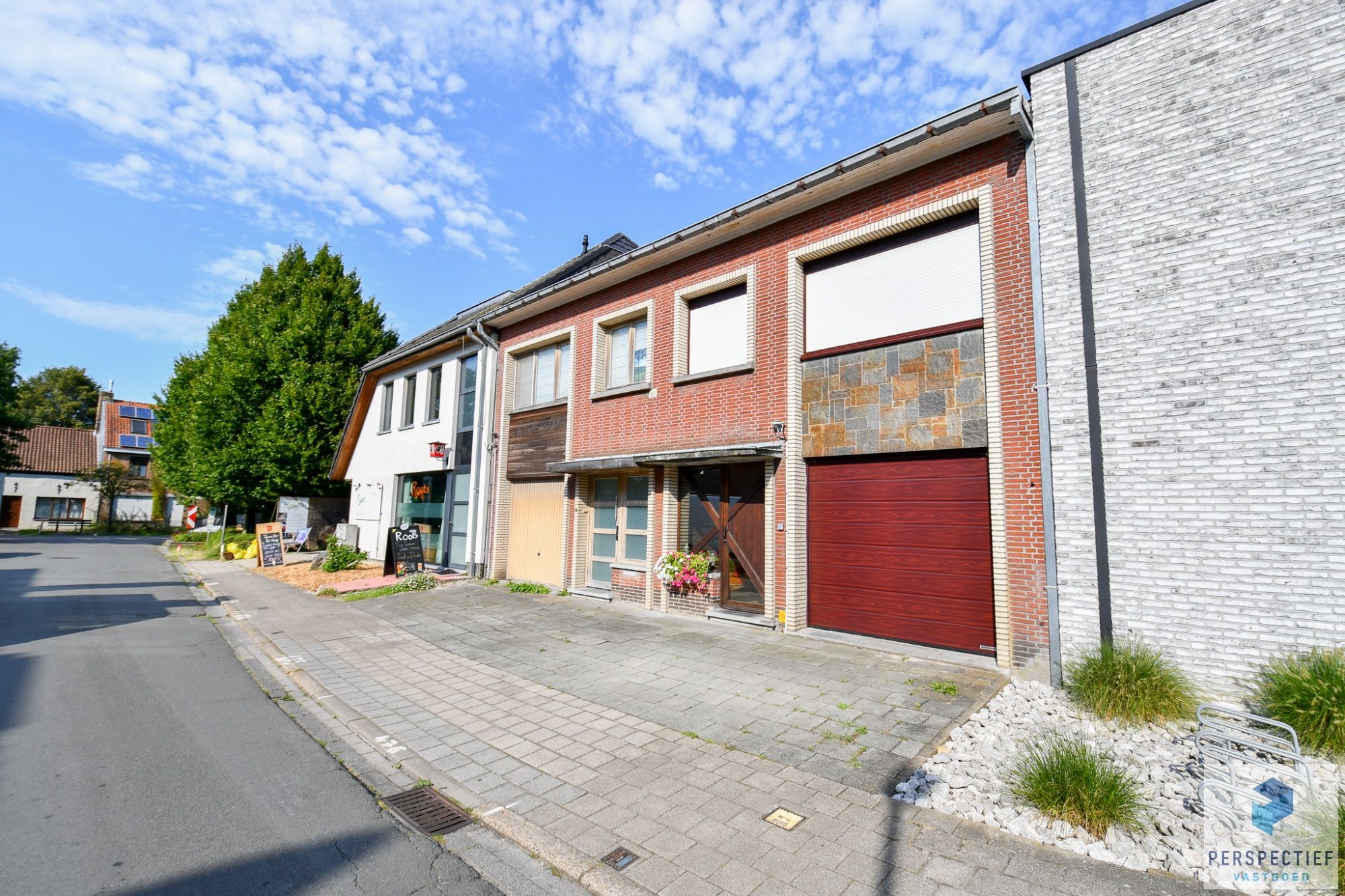 RUIM HANDELSPAND met WOONST op GUNSTIGE ligging - MOGELIJKHEID TOT AANKOOP NAASTLIGGENDE WONING met ZWEMBAD foto 27