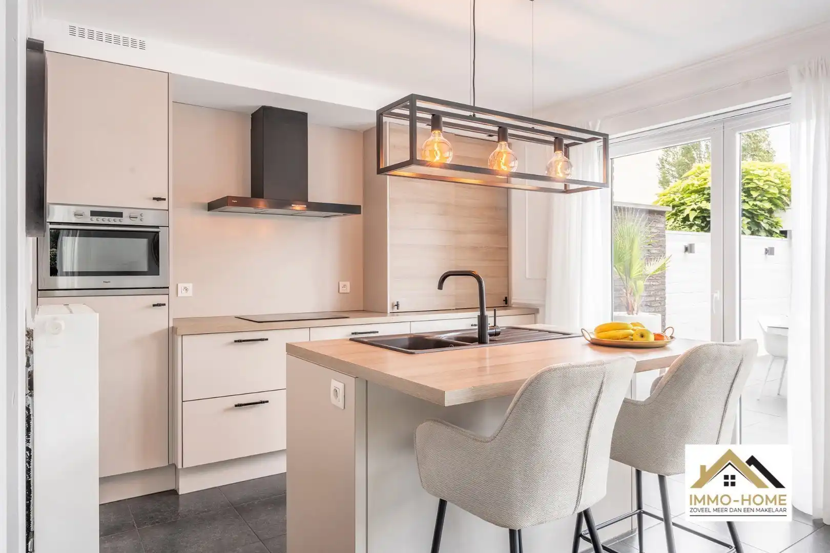 Instapklare HOB in Gent, deelgemeente Oostakker met zwembad foto 3