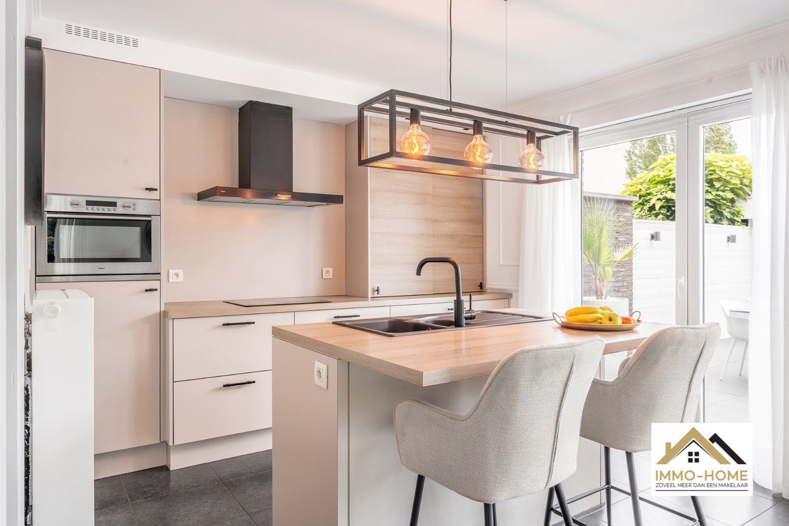 Instapklare HOB in Gent, deelgemeente Oostakker met zwembad foto 3