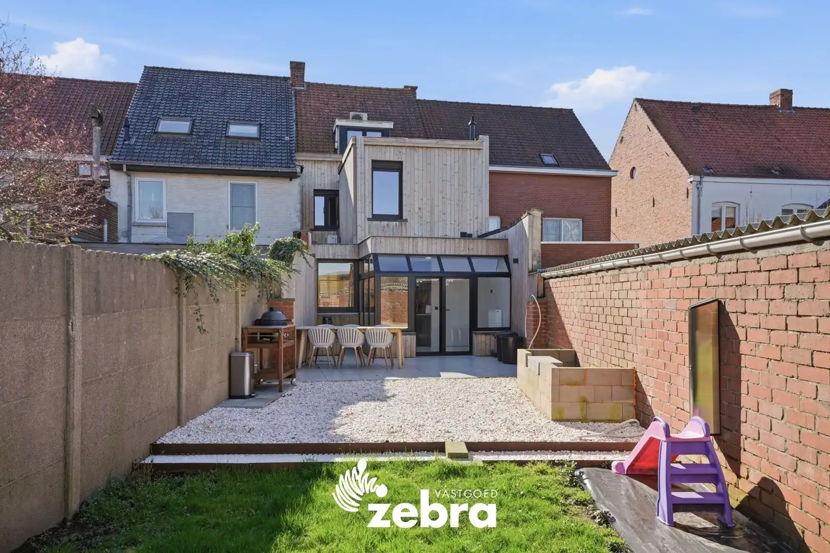 Ruime energiezuinige gezinswoning met tuin op centrale ligging! foto 25