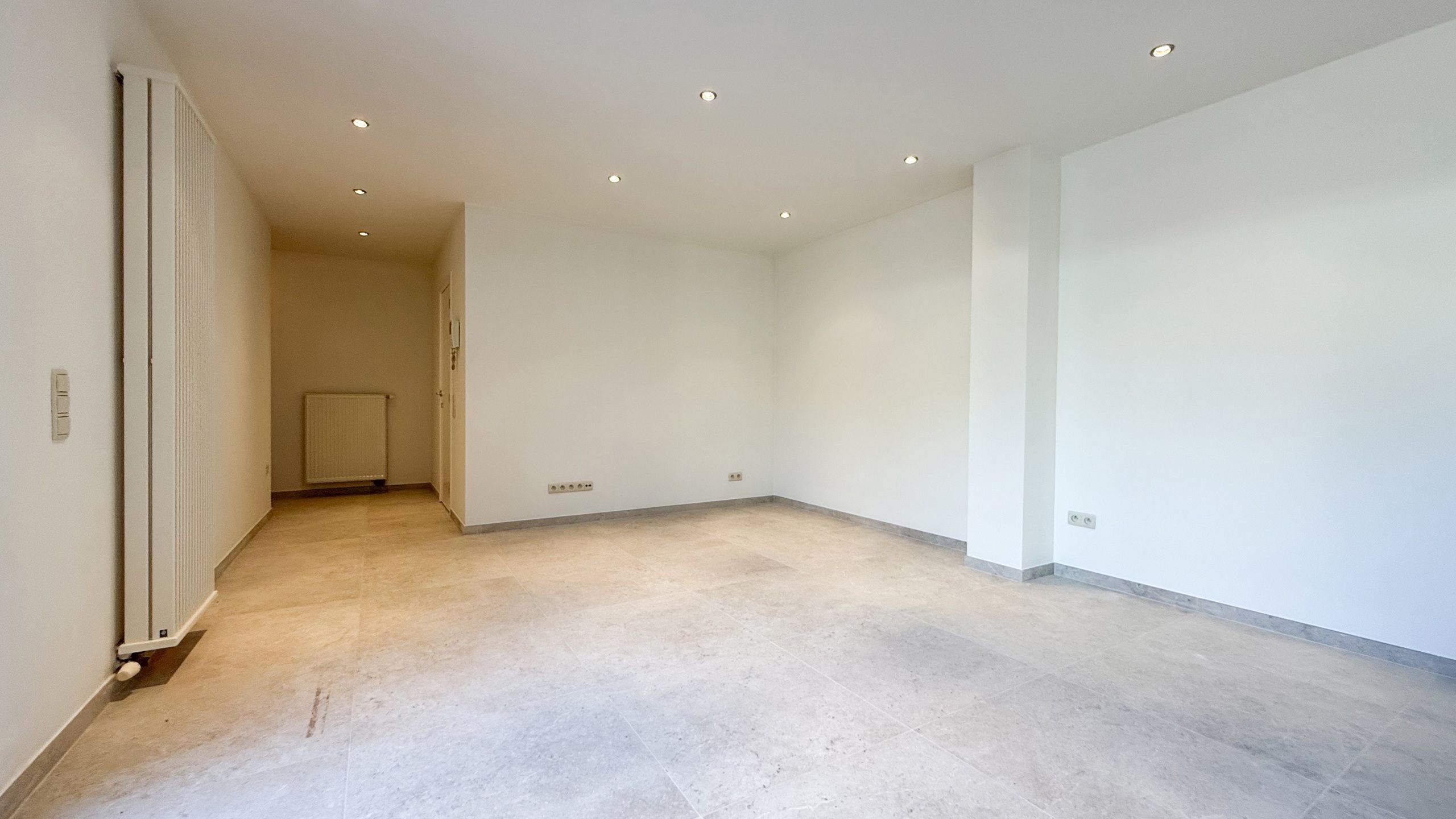 Opbrengsteigendom met Appartement en kantoorruimte! foto 21