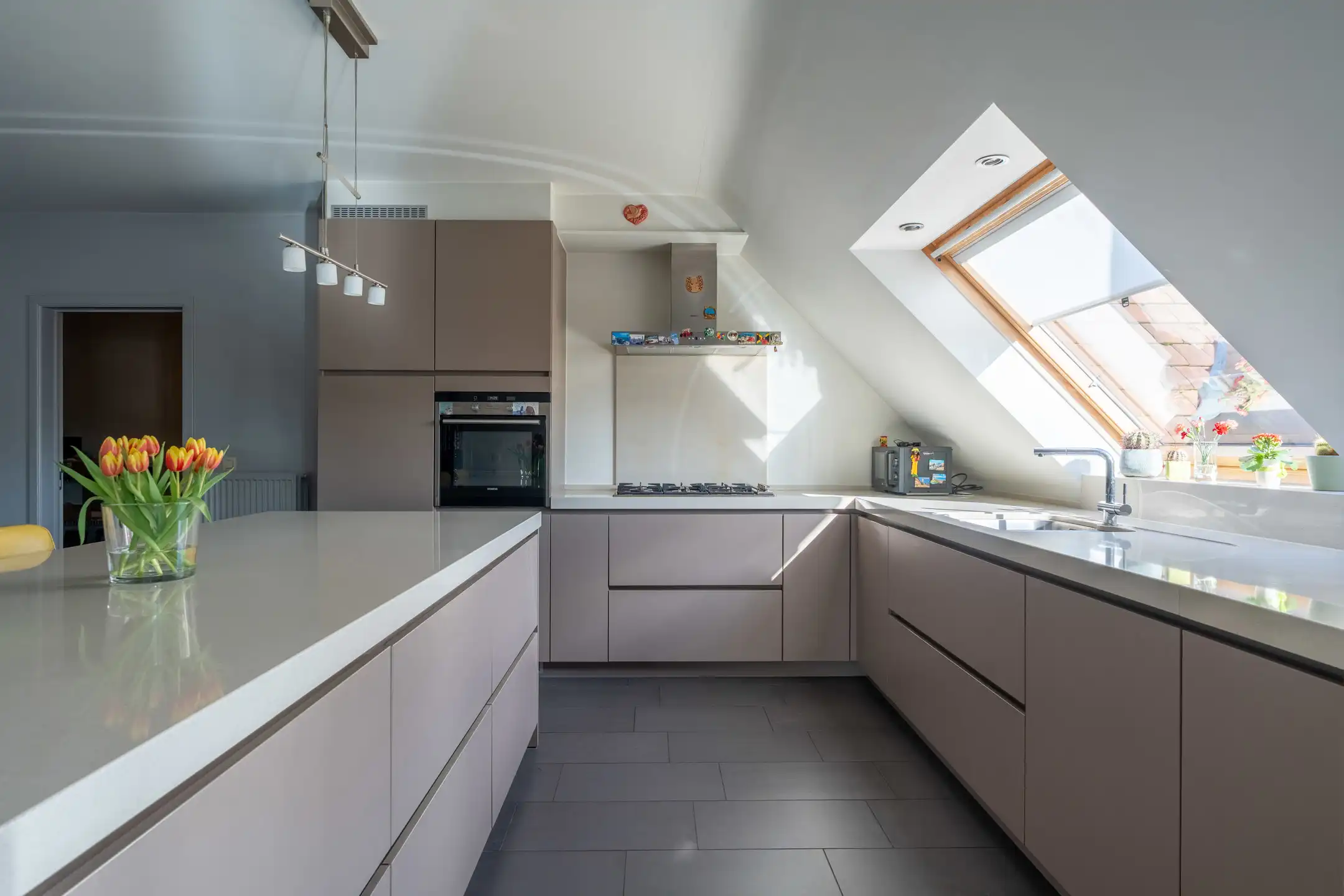 Luxe penthouse van 260 m² met 3 slpks en dubbele garage foto 11