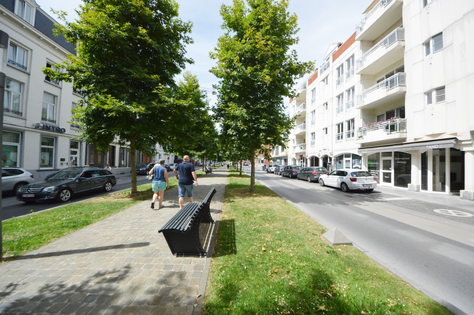 GOED GELEGEN AUTOSTAANPLAATS KEIZERSPLEIN foto 2