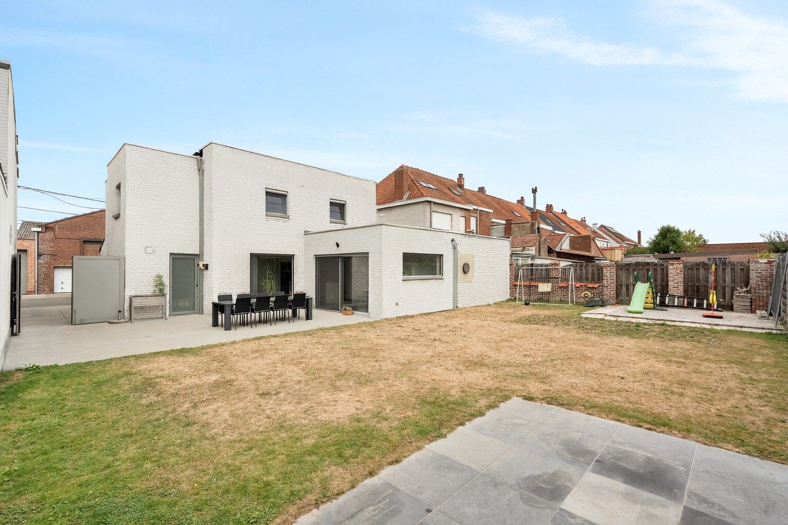 ENERGIEZUINIGE RUIME WONING OP 450M² MET 3 SLPKS, GROTE GARAGE (58M²) EN TUIN foto 5