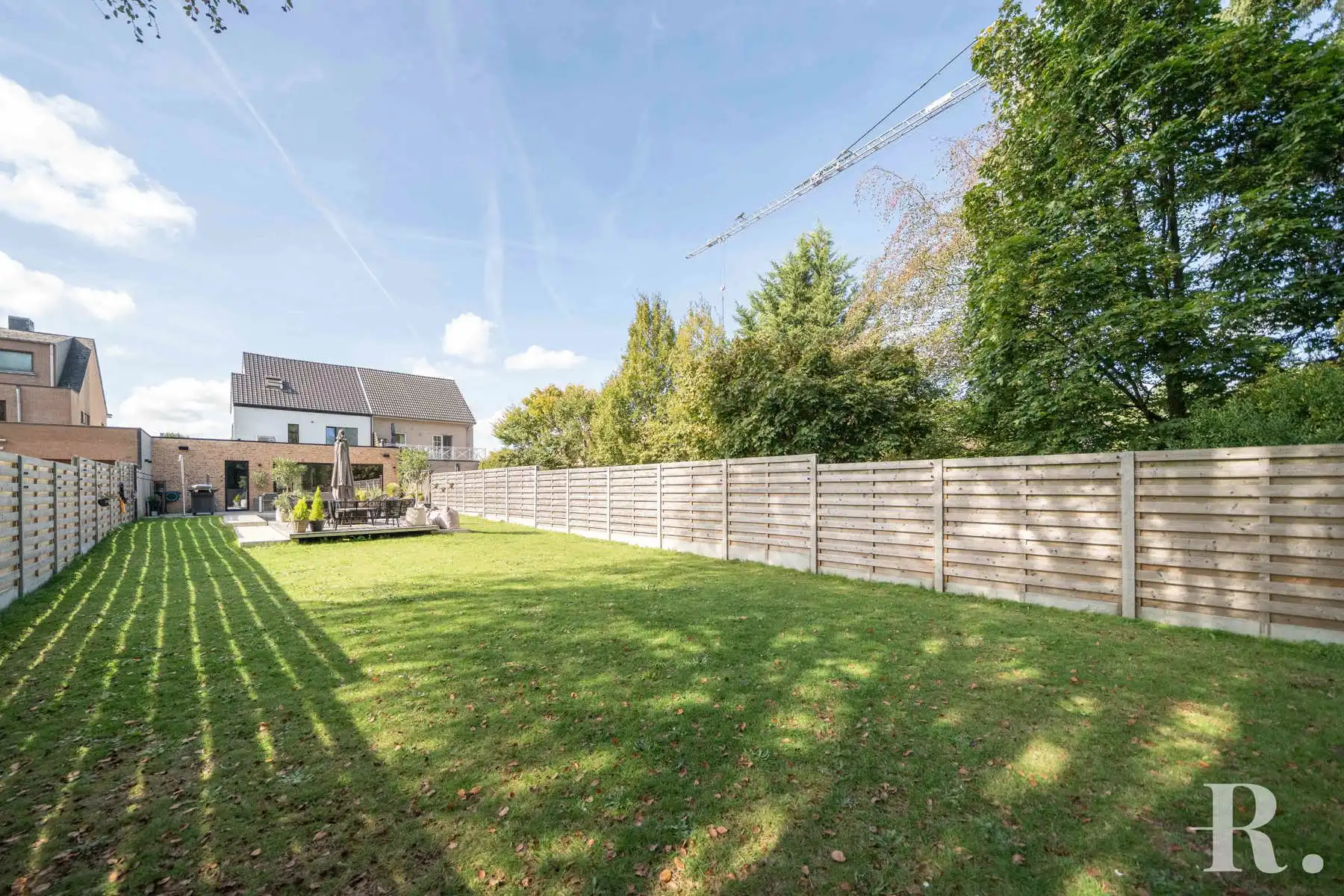 Instapklare woning met alle luxe en zwembad op goede locatie foto 29