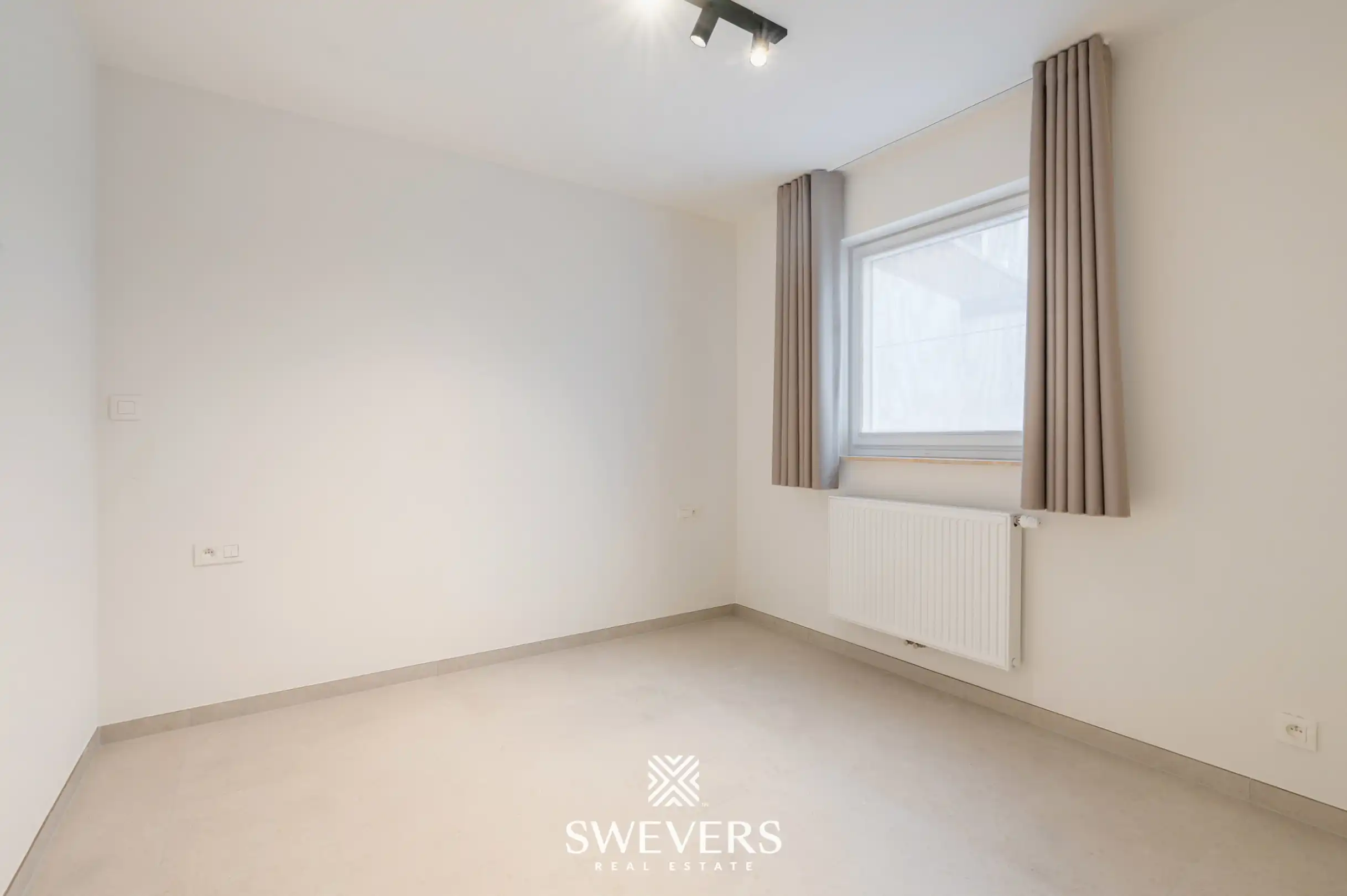 Recent gerenoveerd 2 slpk appartement met terras vlakbij centrum Hasselt foto 16