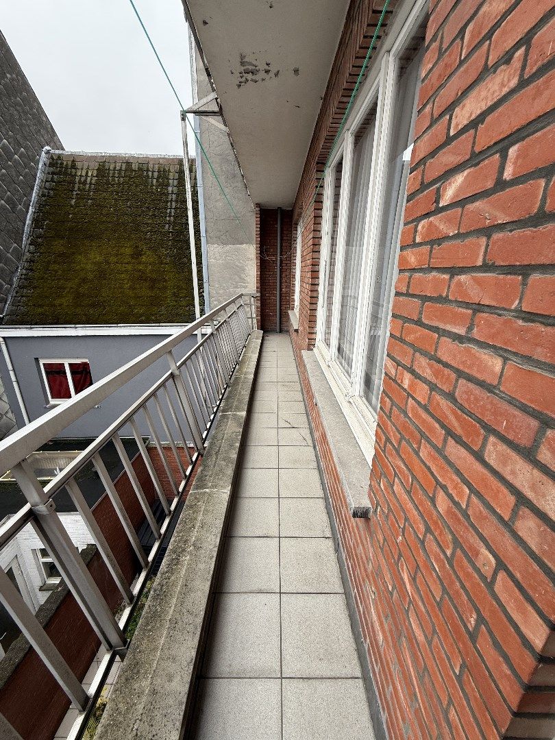 Ruim appartement te huur met 2 slaapkamers op een TOPlocatie te Lier! foto 11