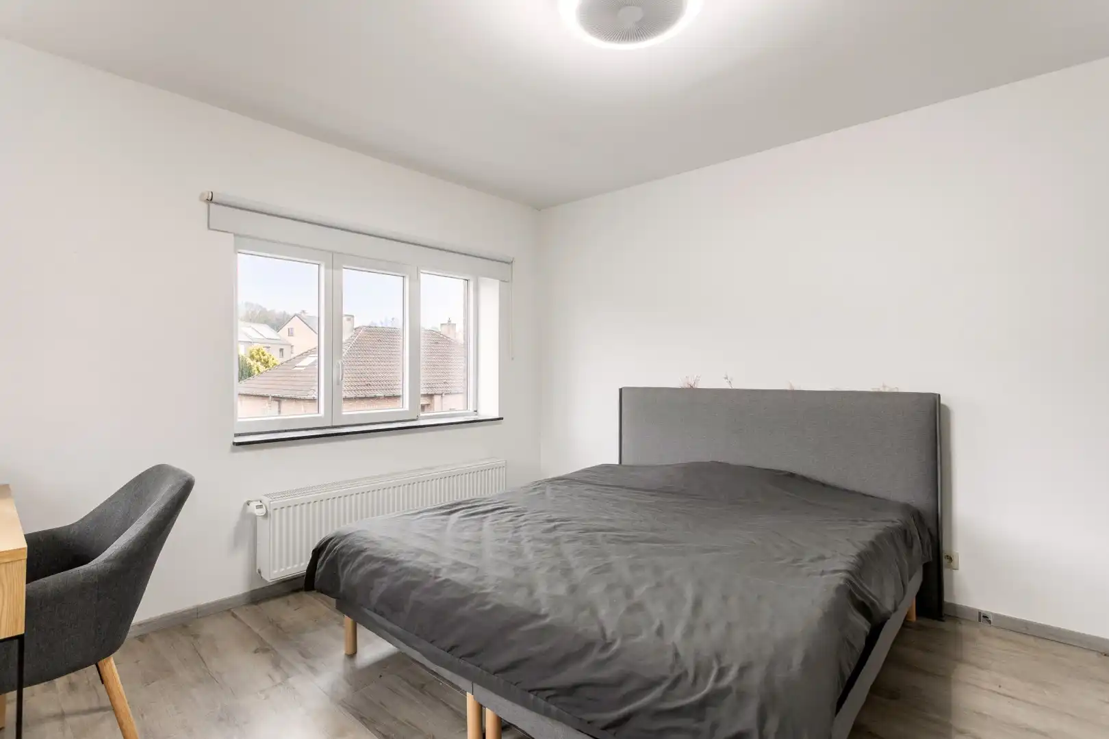 Instapklare woning met 3 slaapkamers en tuin te Dworp foto 10