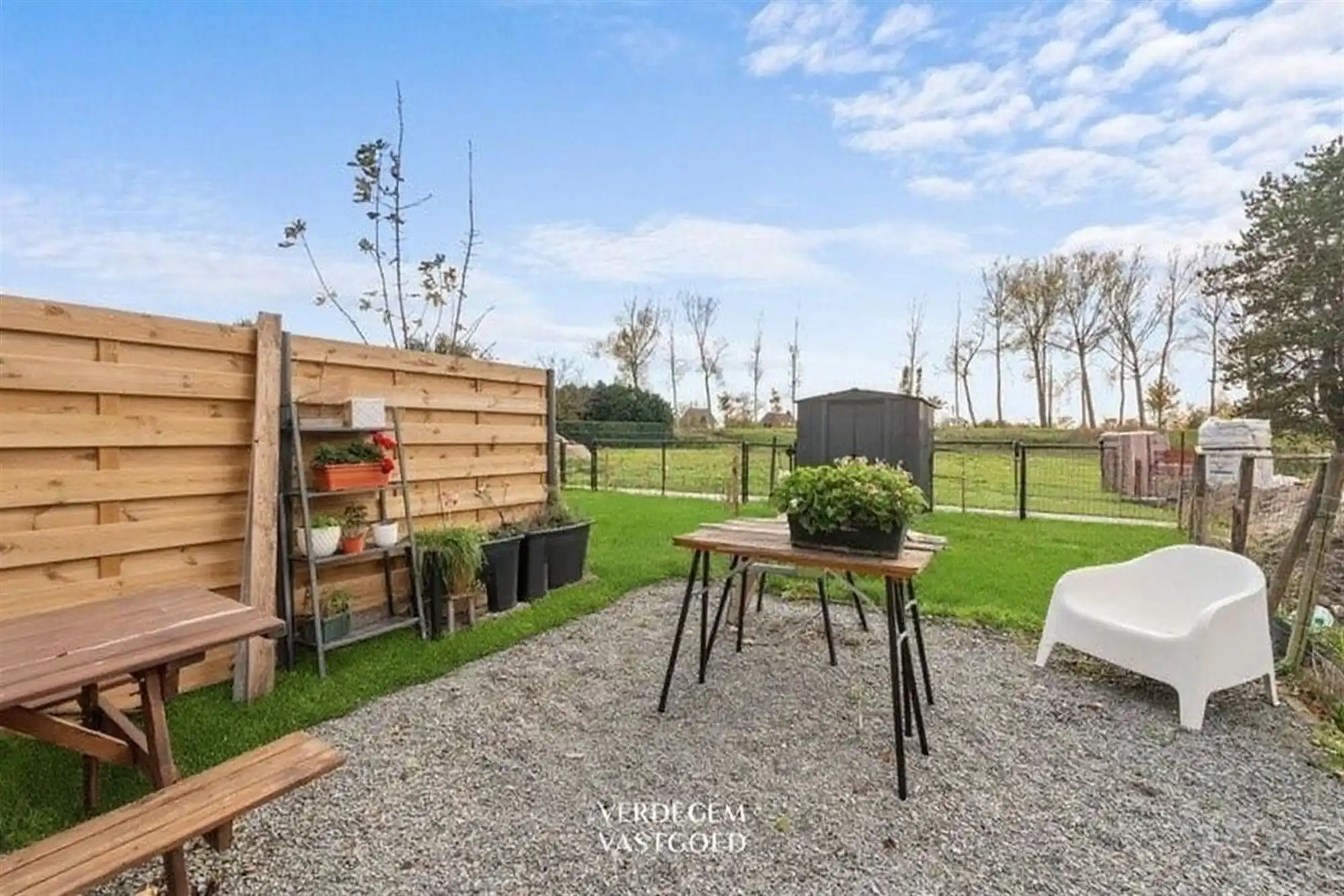 Wonen aan het Leopoldskanaal: gerenoveerde woning met 2 slaapkamers, tuin en terrasje foto 10