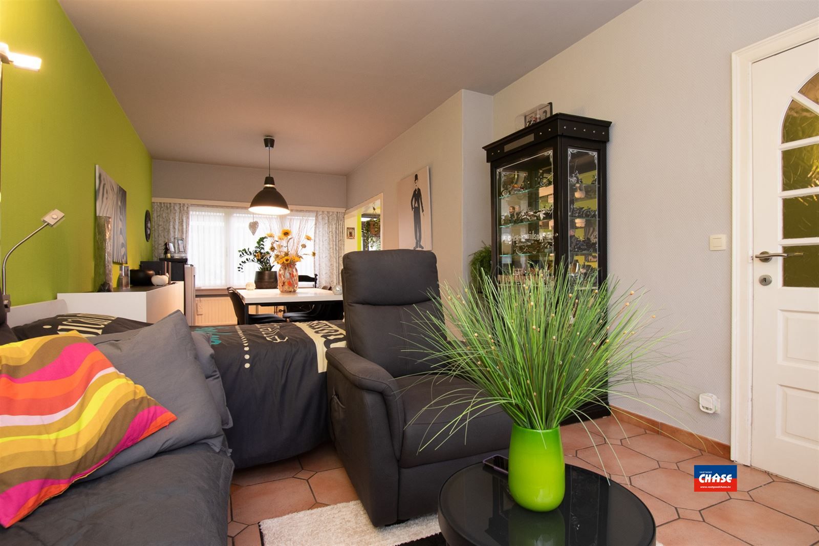 Woonhuis met garage en tuin  foto 3