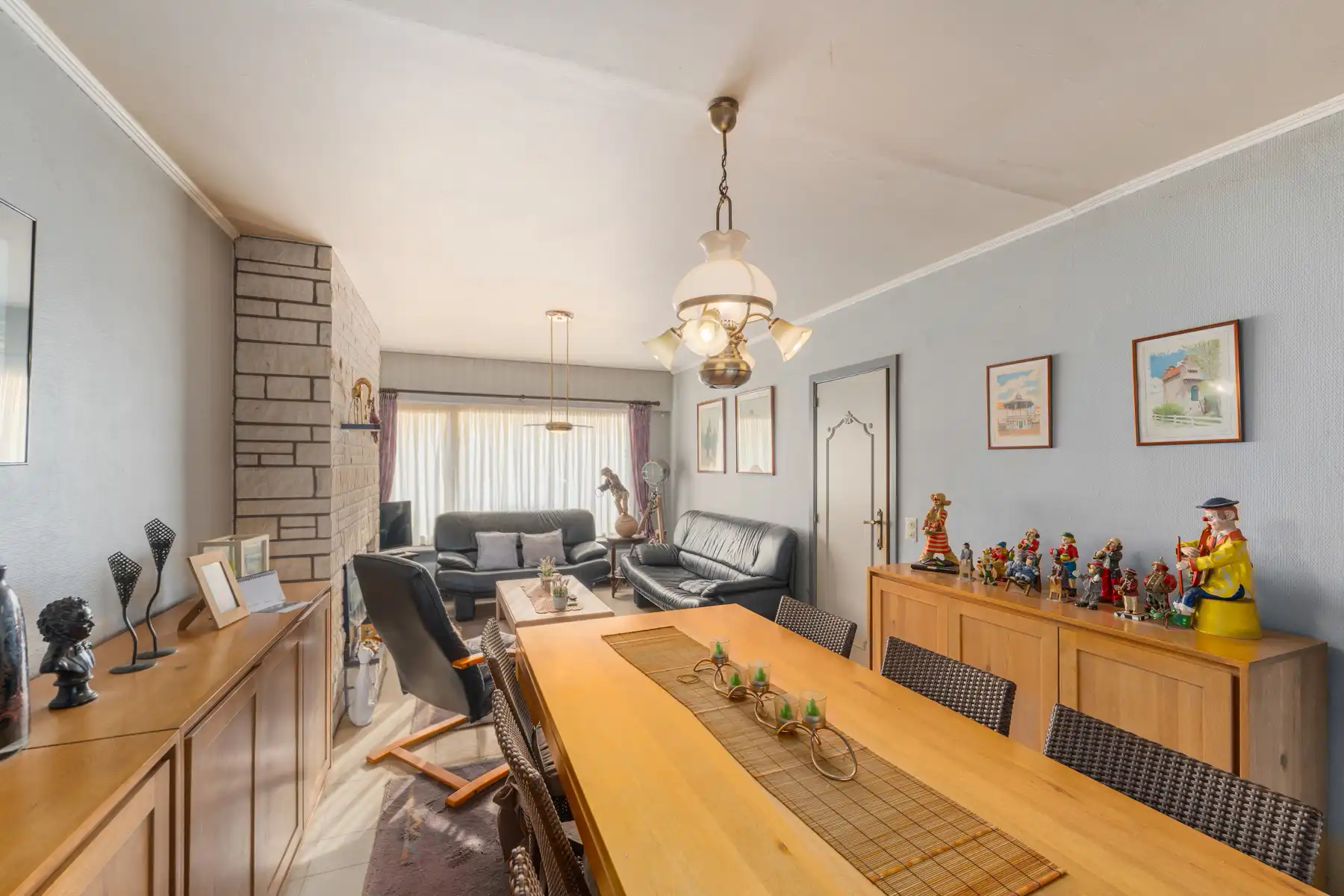 Woning met garage en tuin in de directe omgeving van de E40 foto 5