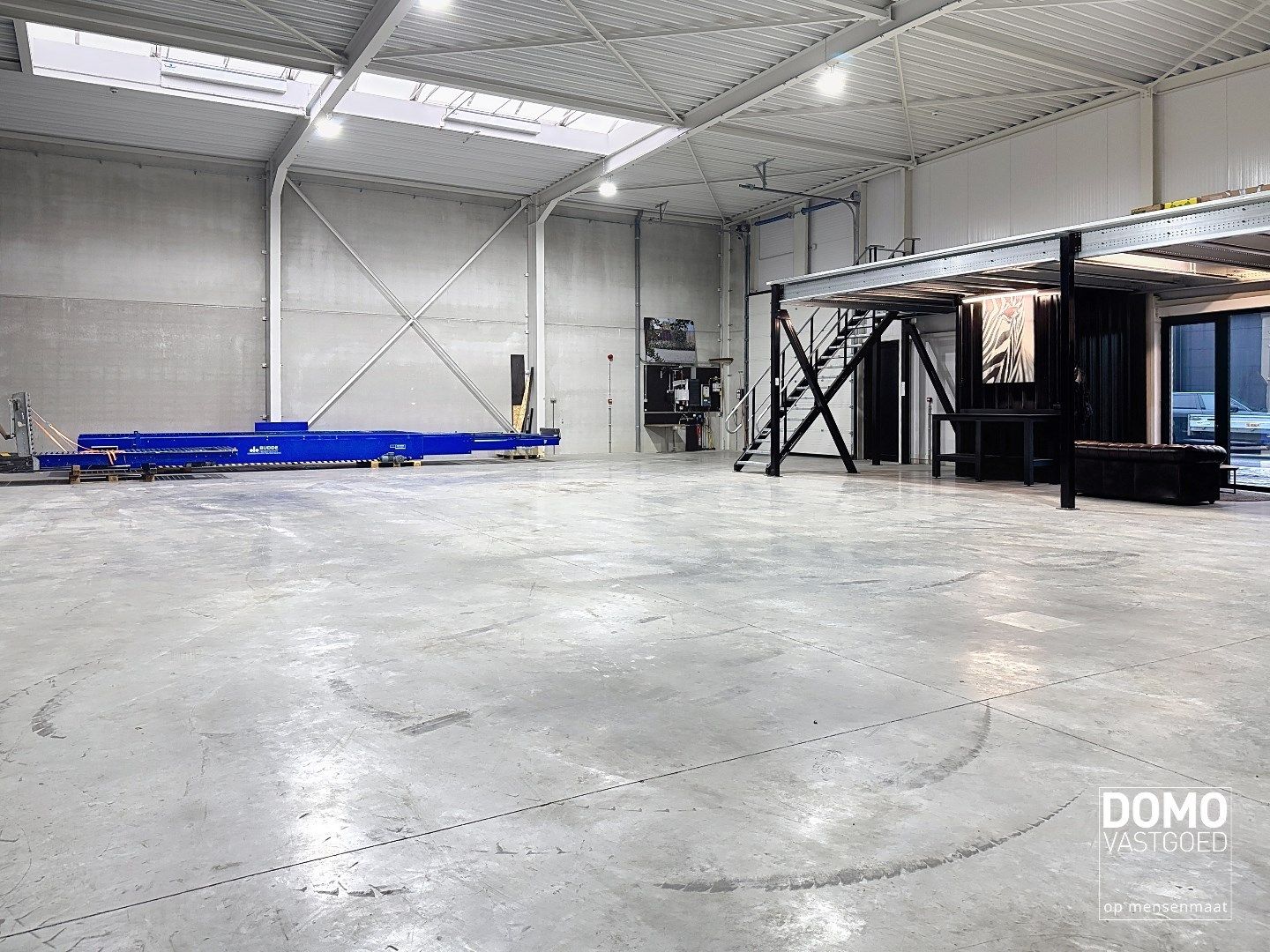 Centraal gelegen KMO unit te Hasselt. foto 9