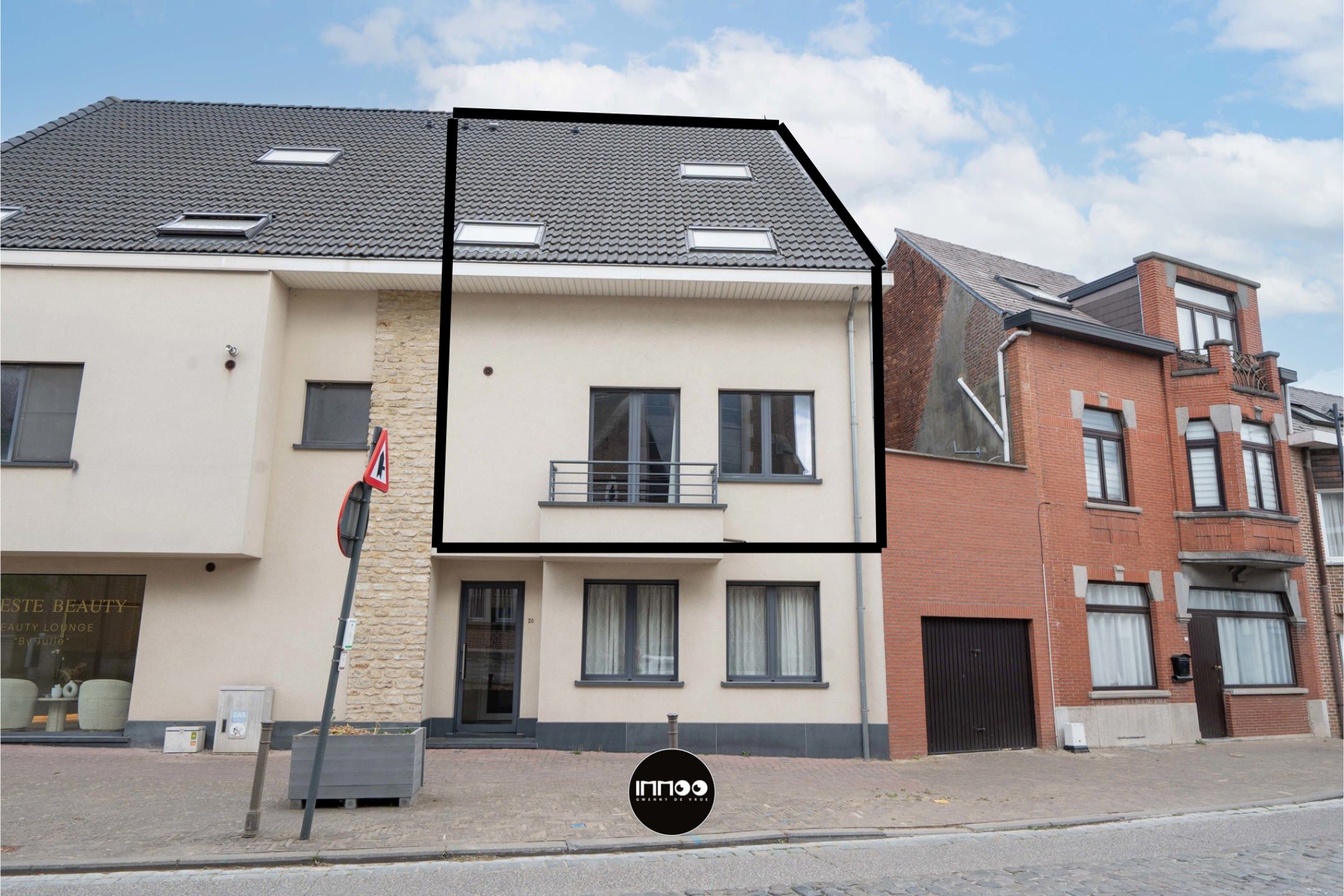 Appartement te koop foto {{pictureIndex}}