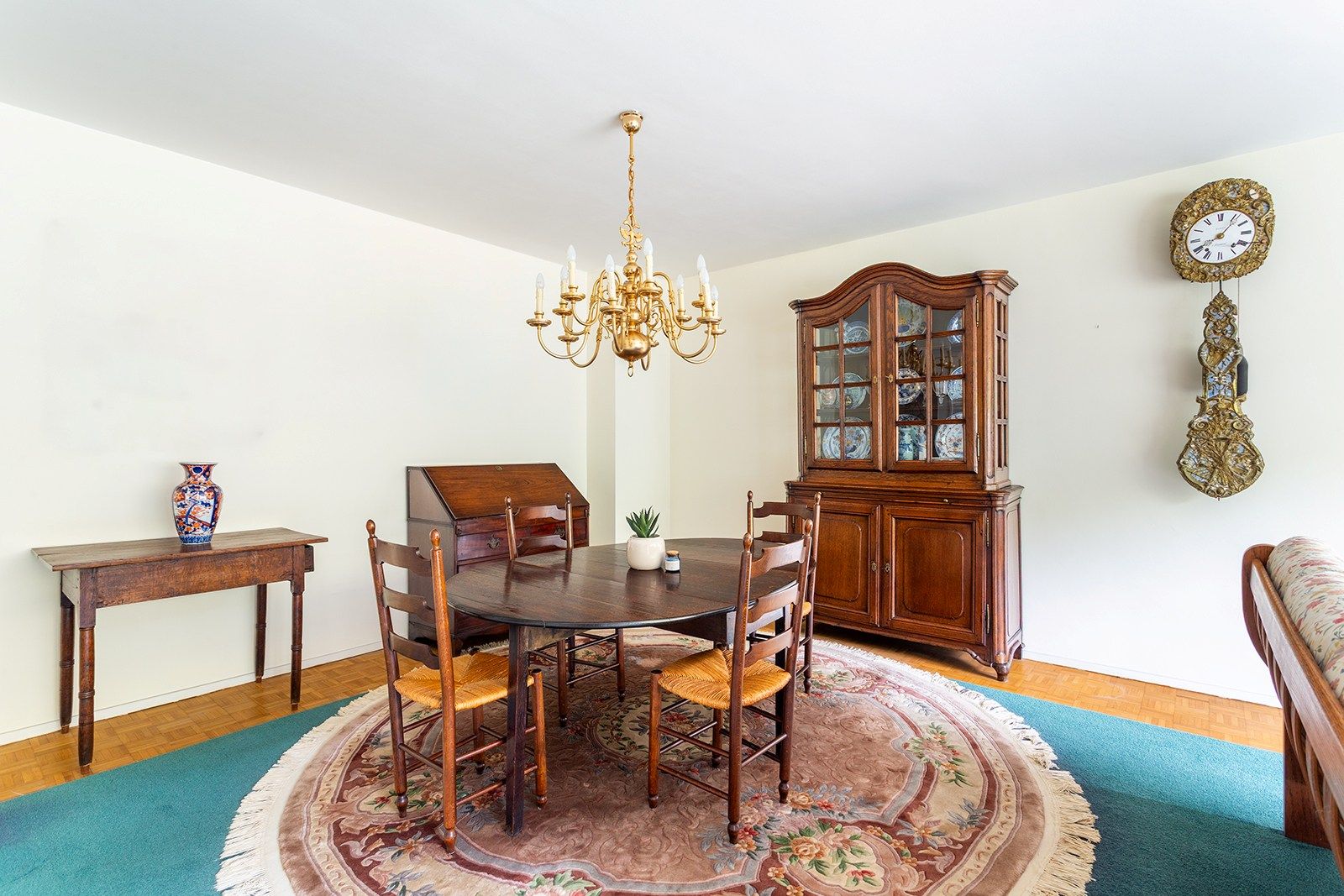 Rustig gelegen 3-slaapkamer appartement met 2 terrassen!    foto 3