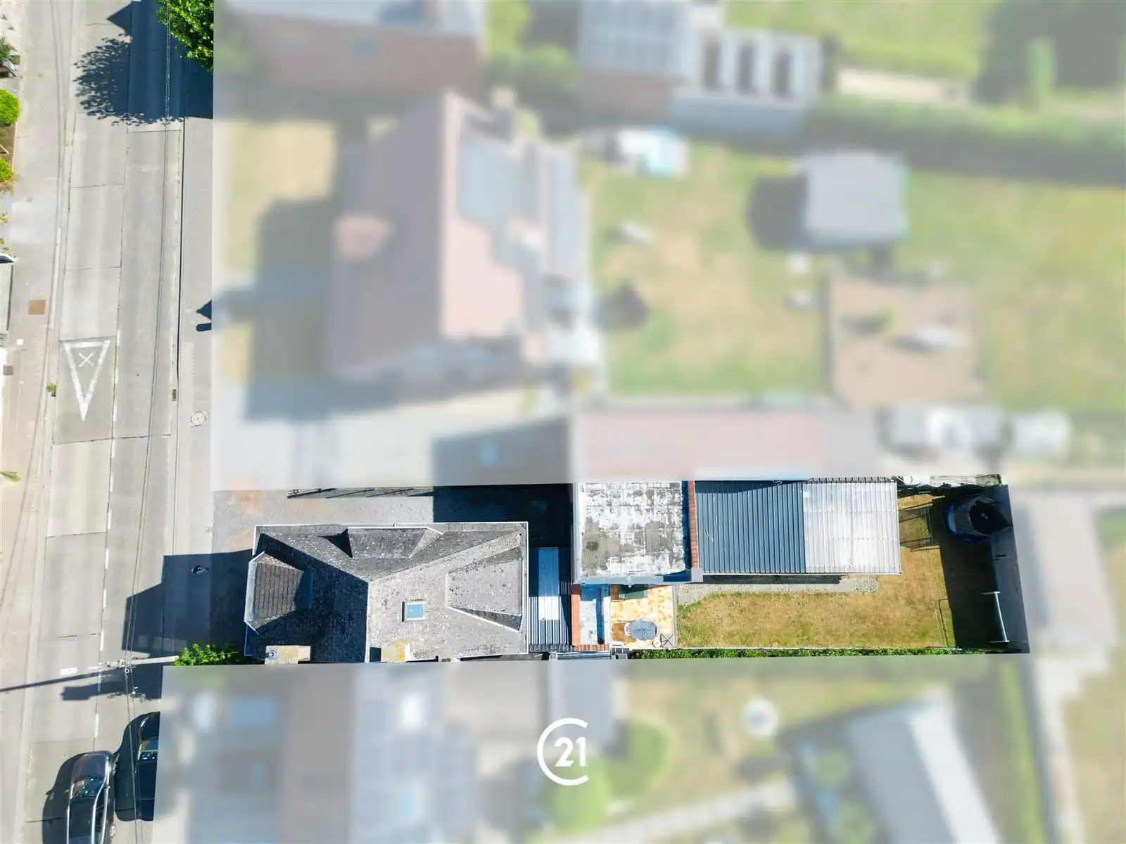 Goed gelegen gezinswoning met 3 ruime kamers, garage, tuin en berging foto 26
