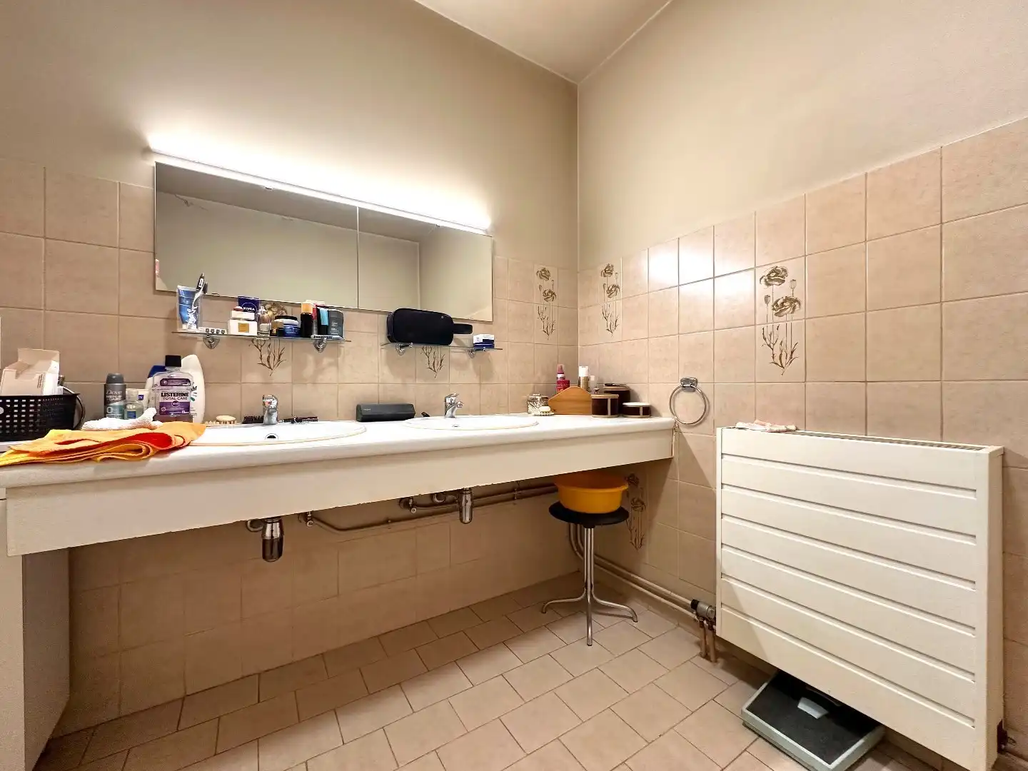 Ruim appartement met 2 slaapkamers en 2 terrassen in het centrum van Tongeren. foto 12