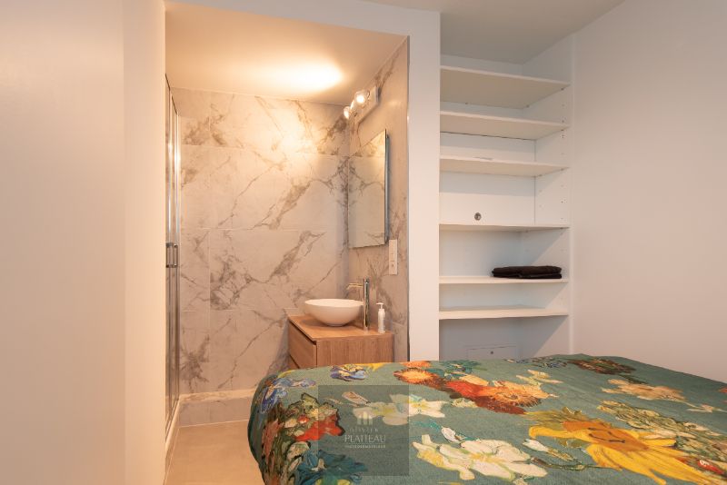 Volledig vernieuwde instapklare dakstudio met groot zonneterras & magnifiek uitzicht! foto 20