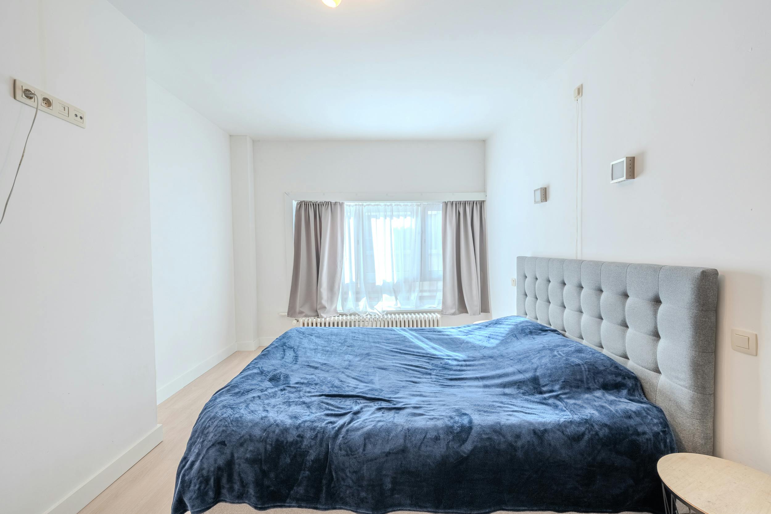 Instapklaar 2-slaapkamerappartement in centrum Oostende foto 11