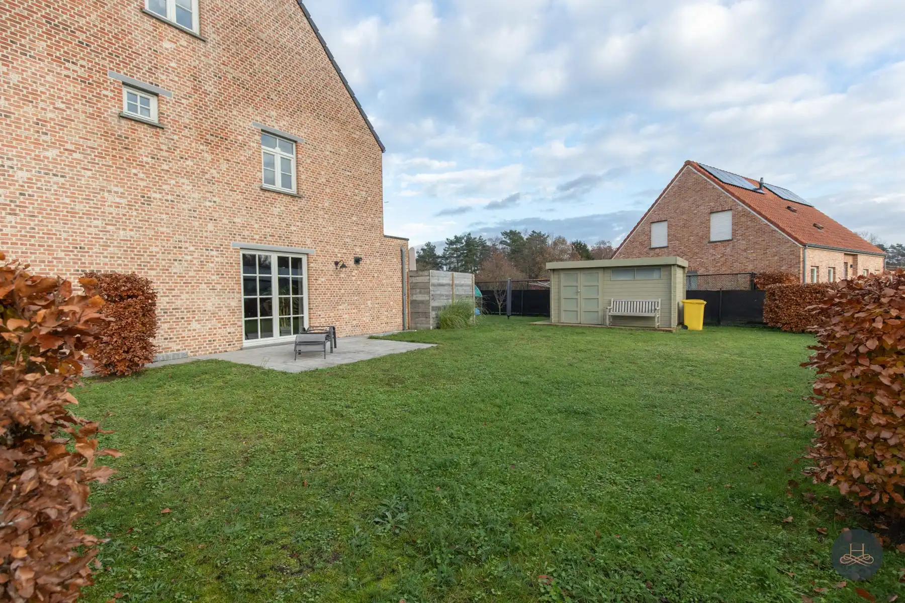 Instapklare gezinswoning met leuke tuin foto 27